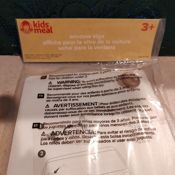 Lot of 3 Wendy's toys Cartivities includes a fun Sign, an Orca and Matching face - Picture 5 of 9